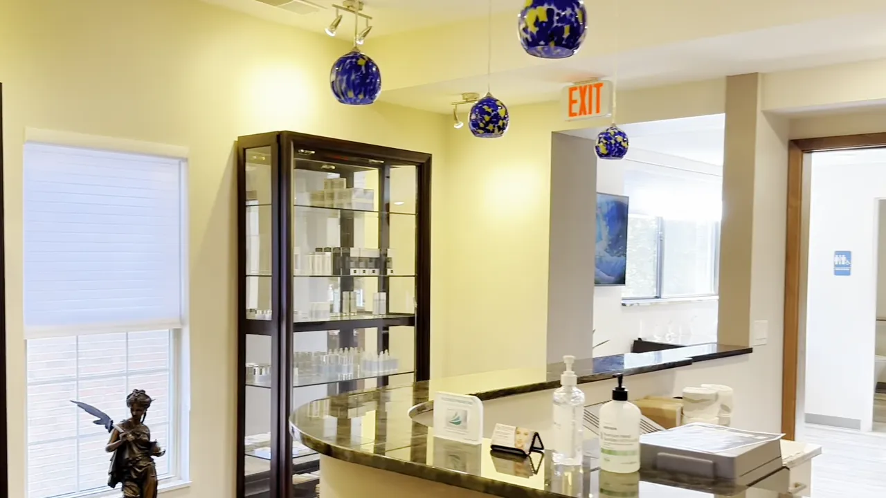 Reception desk and lobby at The Dermatology, Laser & Vein Center in Cincinnati