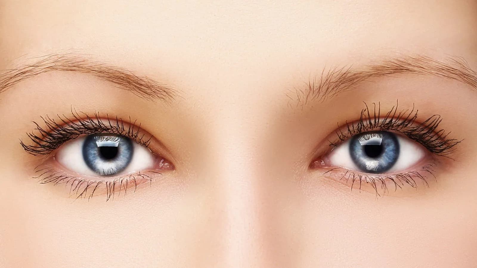 Eyelid surgery (blepharoplasty) at The Dermatology, Laser & Vein Center in Cincinnati