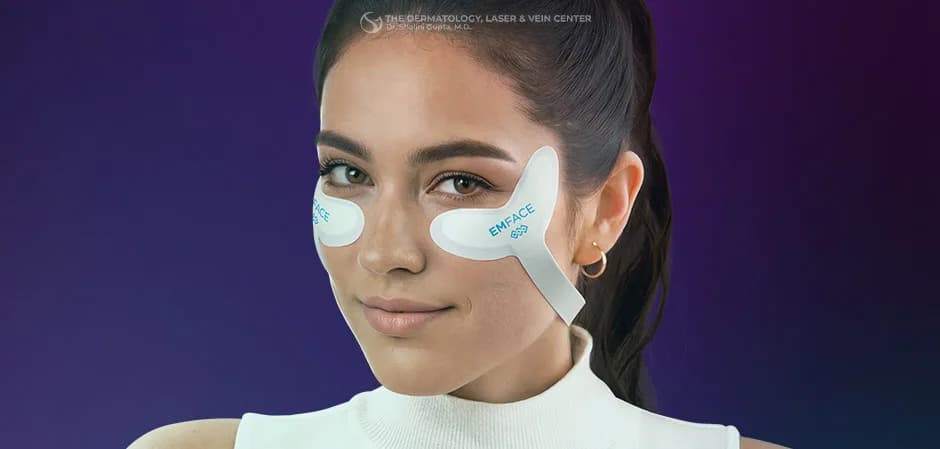 Model wearing EMFACE Eyes applicators beneath both eyes
